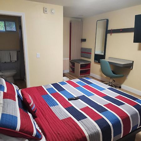 Americas Best Value Inn Providence-North Scituate Exterior foto
